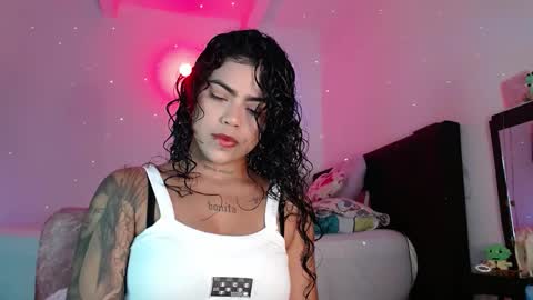 Snapshot of violetwitch05 chatting on 29, 1, 2025  Violet  online show from 29, 1, 2025