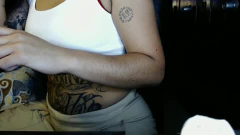 Snapshot of violetwitch05 chatting on 6, 10, 2025  Violet  online show from 6, 10, 2025