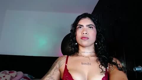 Snapshot of violetwitch05 chatting on 7, 10, 2025  Violet  online show from 7, 10, 2025