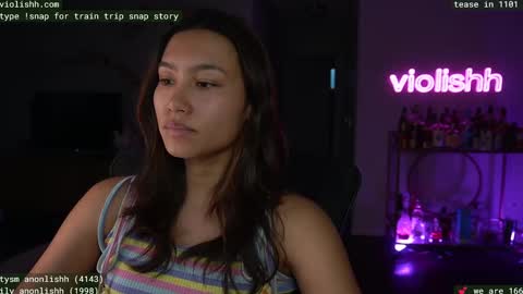 Snapshot of violishh chatting on 1, 3, 2025 follow me on twitter violishh and ig violishh online show from 1, 3, 2025