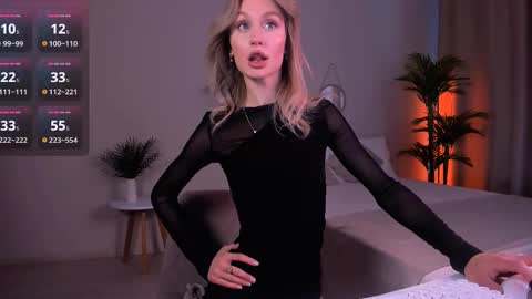 Snapshot of viollet_vi chatting on 18, 10, 2025 Via online show from 18, 10, 2025