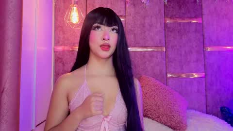 viollettebylyly online show from 14, 10, 2025