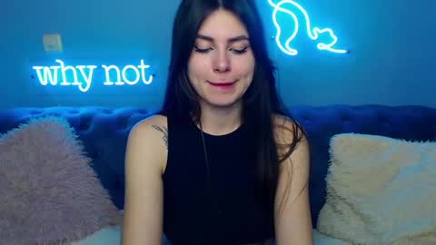 Snapshot of viollinalv chatting on 2, 3, 2025 viollinalv online show from 2, 3, 2025