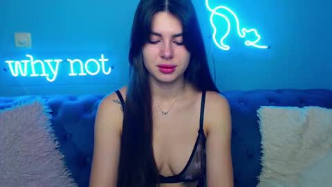 Snapshot of viollinalv chatting on 8, 11, 2025 viollinalv online show from 8, 11, 2025