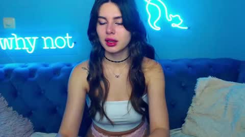 Snapshot of viollinalv chatting on 10, 11, 2025 viollinalv online show from 10, 11, 2025