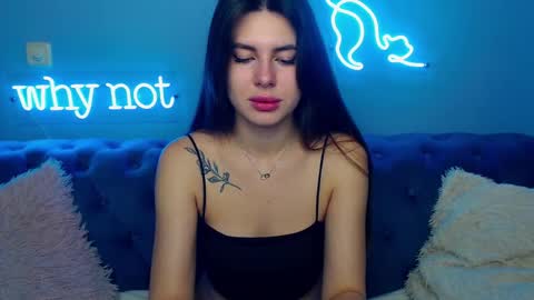 Snapshot of viollinalv chatting on 11, 11, 2025 viollinalv online show from 11, 11, 2025