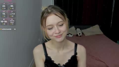 Snapshot of viraluvv chatting on 27, 9, 2025 Call me Vera. But know -I am also Faith online show from 27, 9, 2025