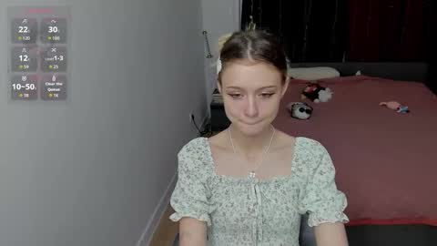 Snapshot of viraluvv chatting on 10, 11, 2025 Call me Vera. But know -I am also Faith online show from 10, 11, 2025