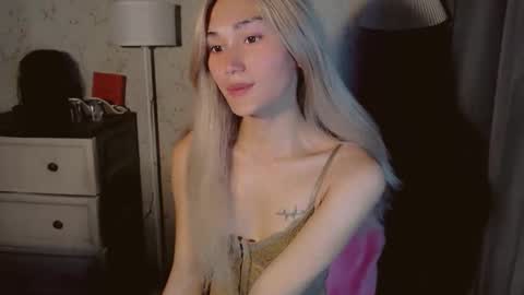 Pearl online show from 12, 11, 2025