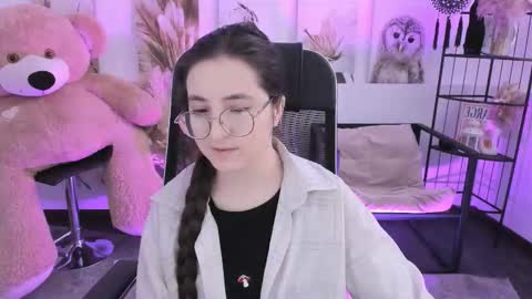 Snapshot of virtualvoyant chatting on 18, 12, 2025 your love online show from 18, 12, 2025