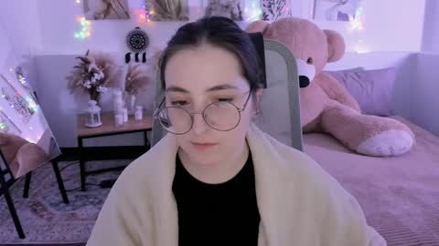 Snapshot of virtualvoyant chatting on 6, 4, 2026 your love online show from 6, 4, 2026