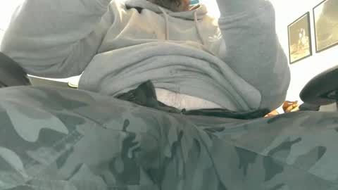 Snapshot of vitalbeach chatting on 4, 2, 2025 vitalbeach online show from 4, 2, 2025