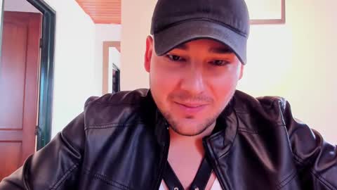 Vito Ferrer online show from 14, 1, 2025