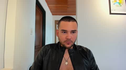 Vito Ferrer online show from 3, 2, 2025