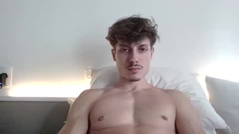 vitoraugustoxxx online show from 26, 10, 2025