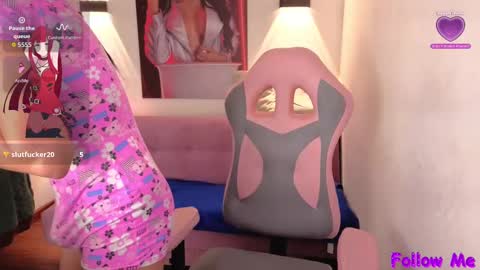 Snapshot of vittoria_lombardi07 chatting on 4, 10, 2025 VITTORIA online show from 4, 10, 2025