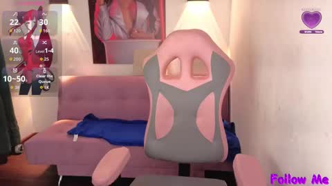 Snapshot of vittoria_lombardi07 chatting on 8, 10, 2025 VITTORIA online show from 8, 10, 2025