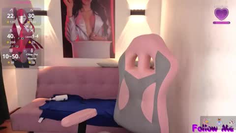 Snapshot of vittoria_lombardi07 chatting on 26, 10, 2025 VITTORIA online show from 26, 10, 2025