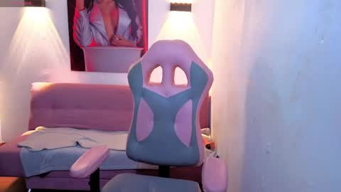 Snapshot of vittoria_lombardi07 chatting on 28, 5, 2026 VITTORIA online show from 28, 5, 2026