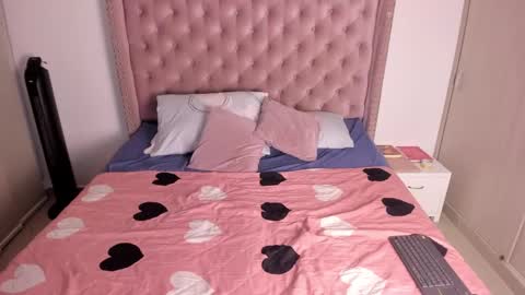 Snapshot of vivi_cooper chatting on 1, 3, 2025 vivi cooper online show from 1, 3, 2025