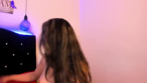 vivi_stars online show from 19, 2, 2025