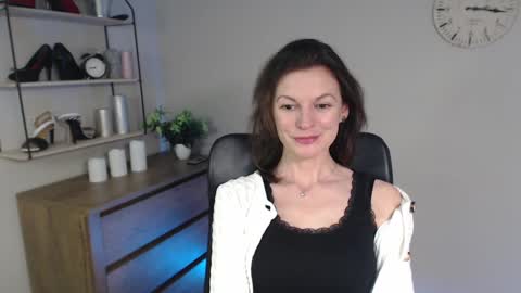 Vivian online show from 7, 2, 2025