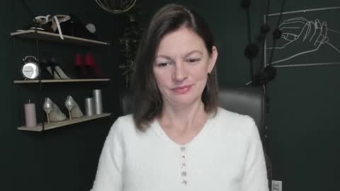 Vivian online show from 17, 10, 2025