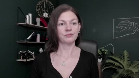 Vivian online show from 18, 2, 2026