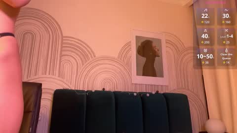 Snapshot of vivian_evans_ chatting on 20, 12, 2025 Vivian Evans online show from 20, 12, 2025