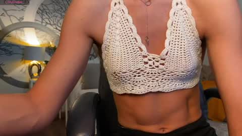 Vivian Evans online show from 22, 5, 2026