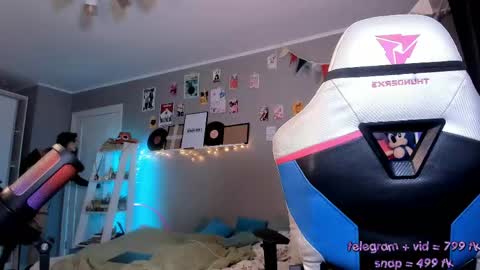 Snapshot of vivian_qwerty chatting on 14, 5, 2026 vivian_qwerty online show from 14, 5, 2026