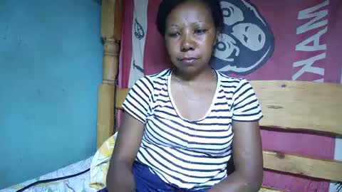 Snapshot of viviane0812 chatting on 27, 2, 2025 viviane0812 online show from 27, 2, 2025