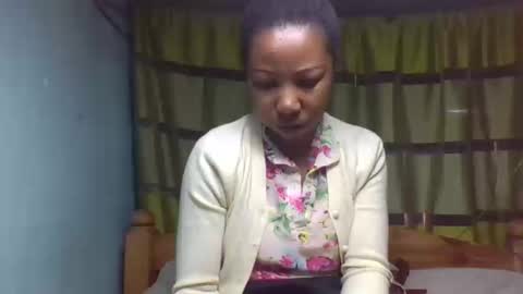 Snapshot of viviane0812 chatting on 10, 9, 2025 viviane0812 online show from 10, 9, 2025