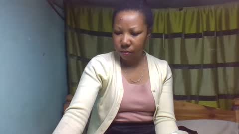 Snapshot of viviane0812 chatting on 14, 9, 2025 viviane0812 online show from 14, 9, 2025