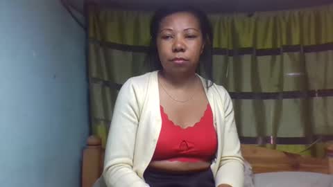 Snapshot of viviane0812 chatting on 19, 9, 2025 viviane0812 online show from 19, 9, 2025