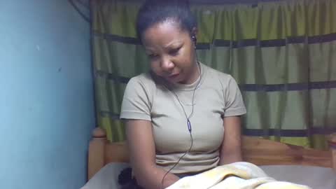 Snapshot of viviane0812 chatting on 22, 9, 2025 viviane0812 online show from 22, 9, 2025