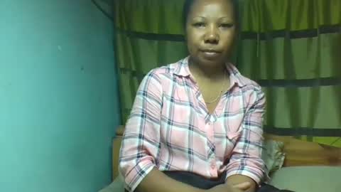 Snapshot of viviane0812 chatting on 30, 9, 2025 viviane0812 online show from 30, 9, 2025