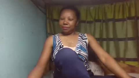 Snapshot of viviane0812 chatting on 5, 10, 2025 viviane0812 online show from 5, 10, 2025