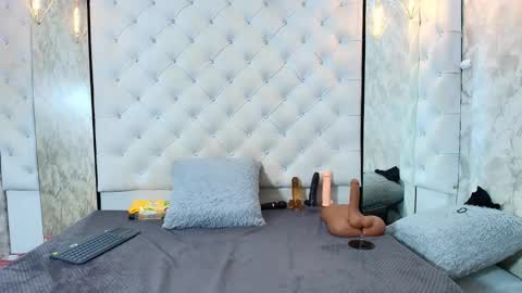 VivianRose online show from 22, 2, 2026