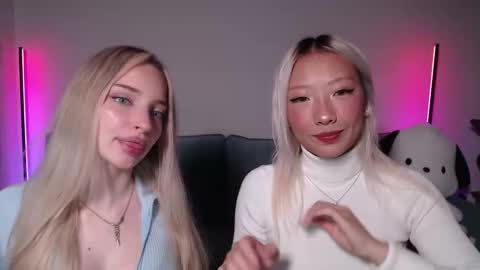 vivianwinters online show from 2, 12, 2025