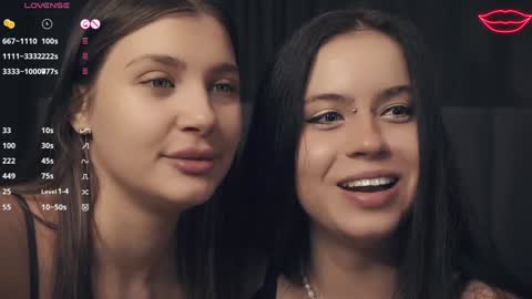 Snapshot of vivid_girls chatting on 29, 1, 2025 Nelly and Mari online show from 29, 1, 2025