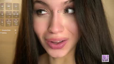 Snapshot of vivid_girls chatting on 6, 11, 2025 Nelly and Mari online show from 6, 11, 2025