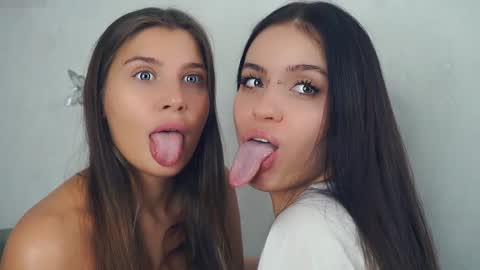 Snapshot of vivid_girls chatting on 22, 12, 2025 Nelly and Mari online show from 22, 12, 2025