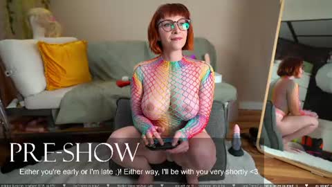 Whitney online show from 27, 7, 2026