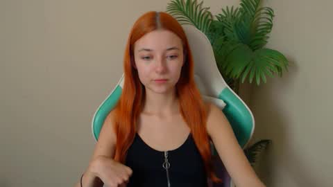 Snapshot of vivien_leight chatting on 22, 11, 2025 Vivien online show from 22, 11, 2025