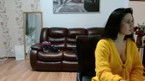 vivienne online show from 22, 2, 2025