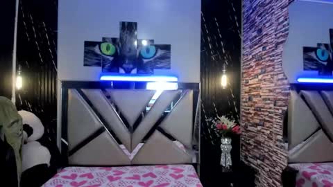 Snapshot of vivienne_hadid chatting on 5, 6, 2026 vivienne hadid online show from 5, 6, 2026