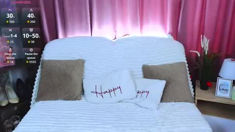 Snapshot of vivimoonx chatting on 28, 5, 2026 Vika online show from 28, 5, 2026