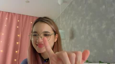 vivyboo111 online show from 16, 3, 2026