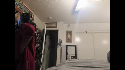 Snapshot of vixenfyre chatting on 16, 11, 2025 Vixen Fyre online show from 16, 11, 2025